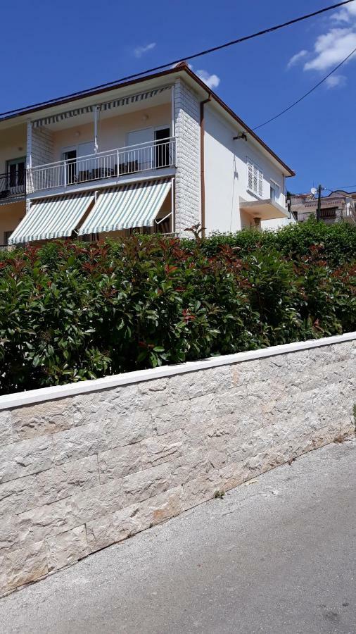 Apartment Ivo Τρογκίρ Εξωτερικό φωτογραφία