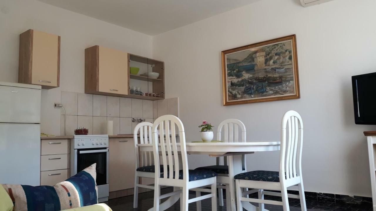 Apartment Ivo Τρογκίρ Εξωτερικό φωτογραφία